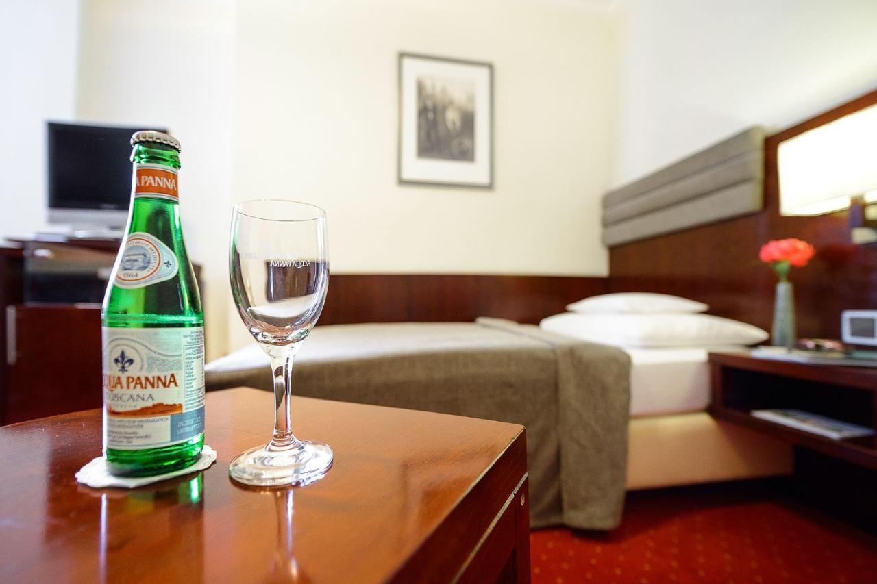 Hotel De France Wiesbaden City Extérieur photo